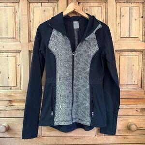 Calia by Carrie Underwood Size Small Black White Full Zip Athletic Jacket Fitted